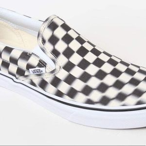 vans slip on blur chex skate shoe